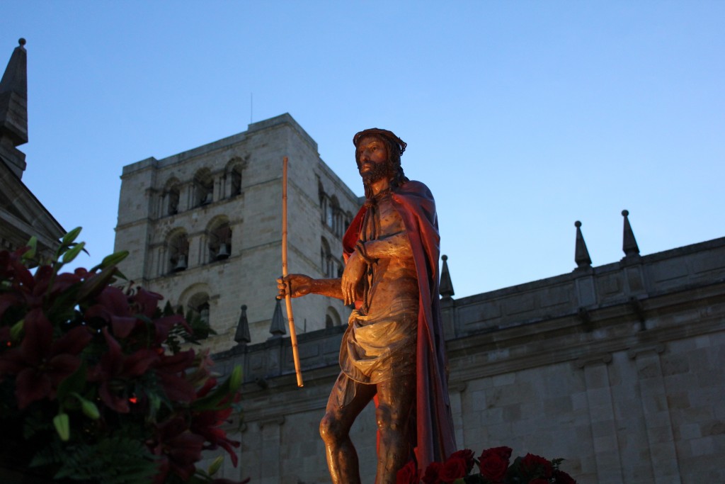 PROCESIÓN