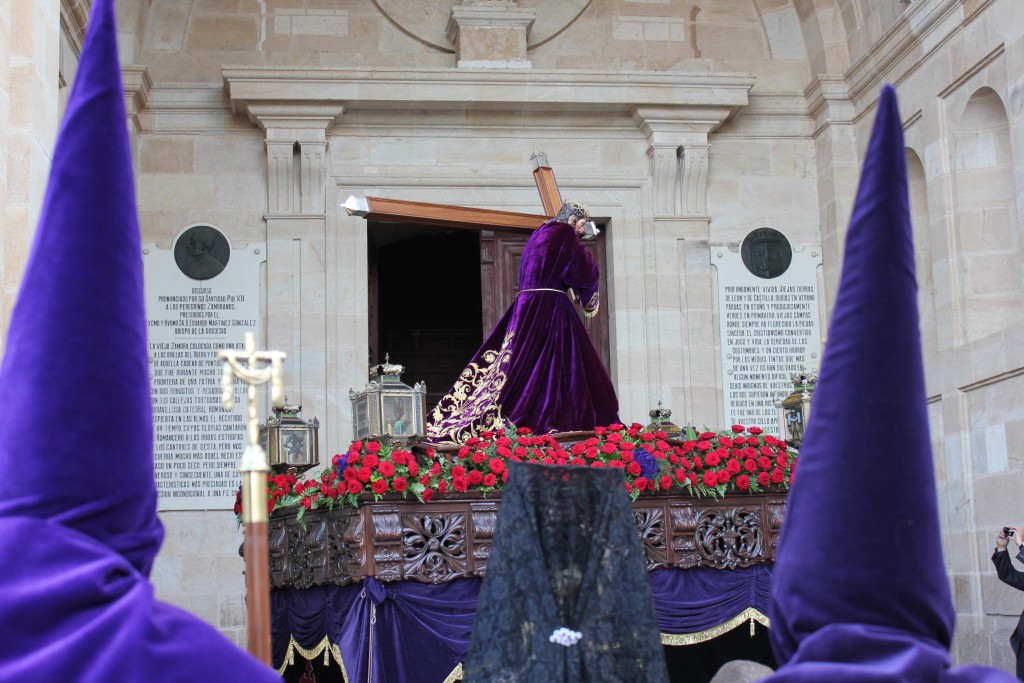 PROCESIÓN